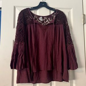 Burgundy Mudd shirt with lace and slight flared sleeves